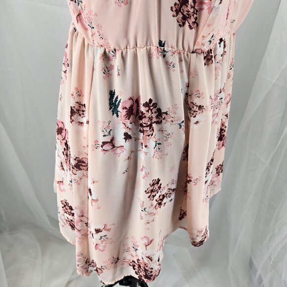 725-30 Torrid Blush Pink Floral Chiffon Sharkbite Tunic Cami Size 2 18/20 - Picture 9 of 14